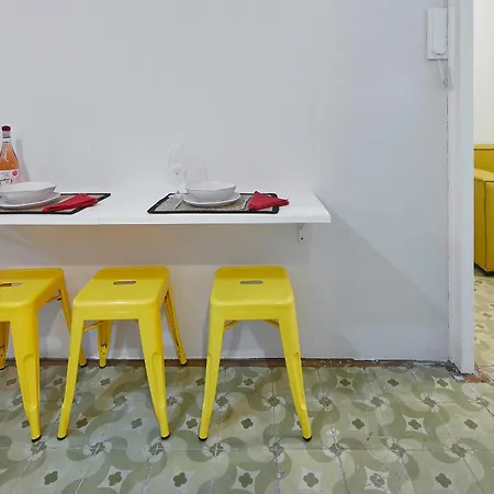 Girona 46 - 4 Bed & Breakfast